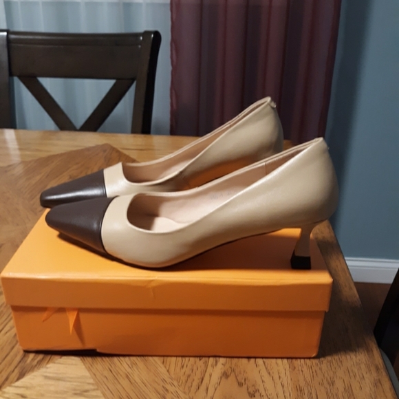Dress Shoes (Brand New in box) - Picture 2 of 2